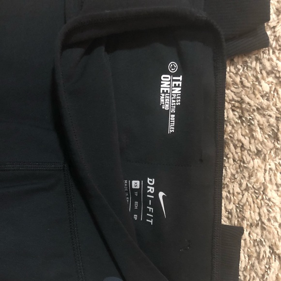 nike crop leggings. xs. in great condition - Picture 6 of 6